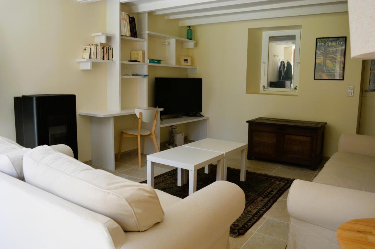 Maison typique - Très grand jardin - 7km de la mer Fontaine-Henry Extérieur photo