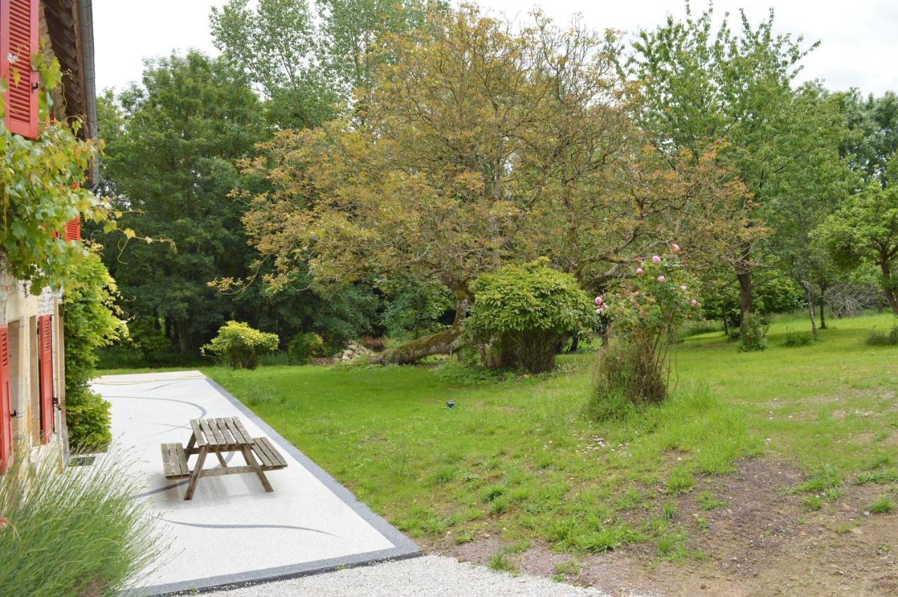 Maison typique - Très grand jardin - 7km de la mer Fontaine-Henry Extérieur photo